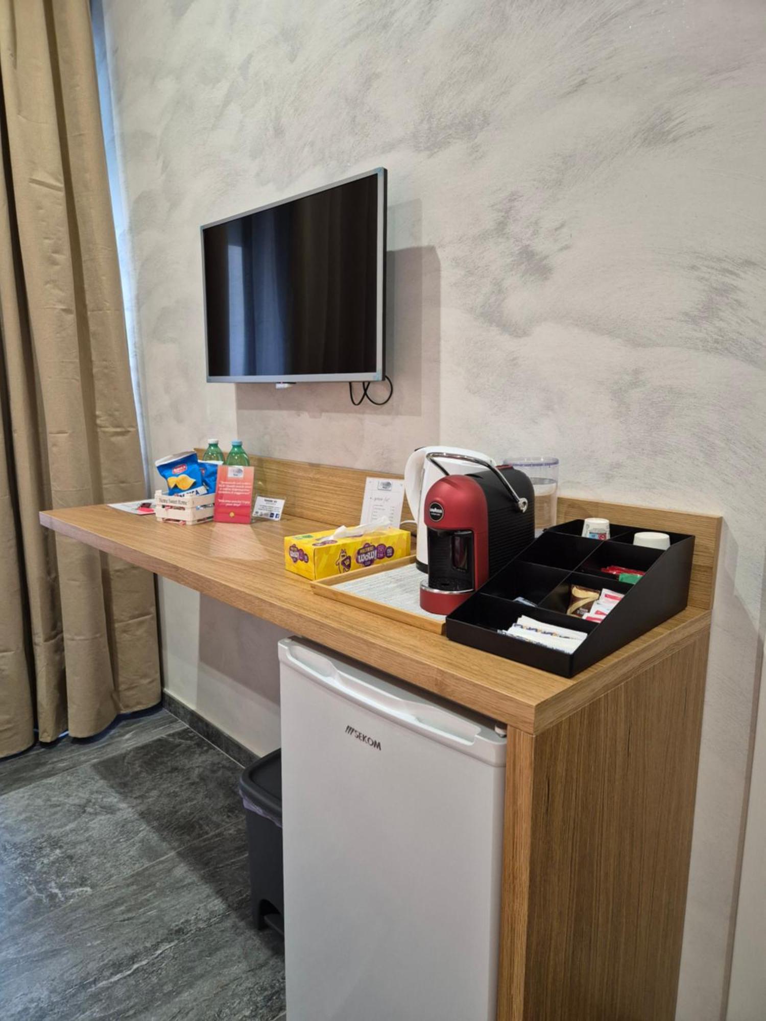 Clale Rooms Naples Exterior photo